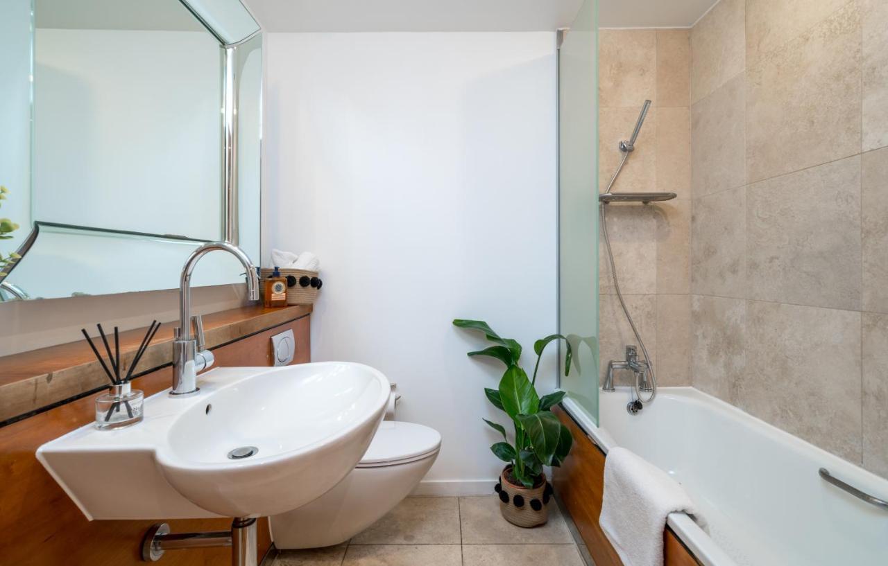 לונדון 2 Bedroom Apartment With Park Views Shoreditch מראה חיצוני תמונה