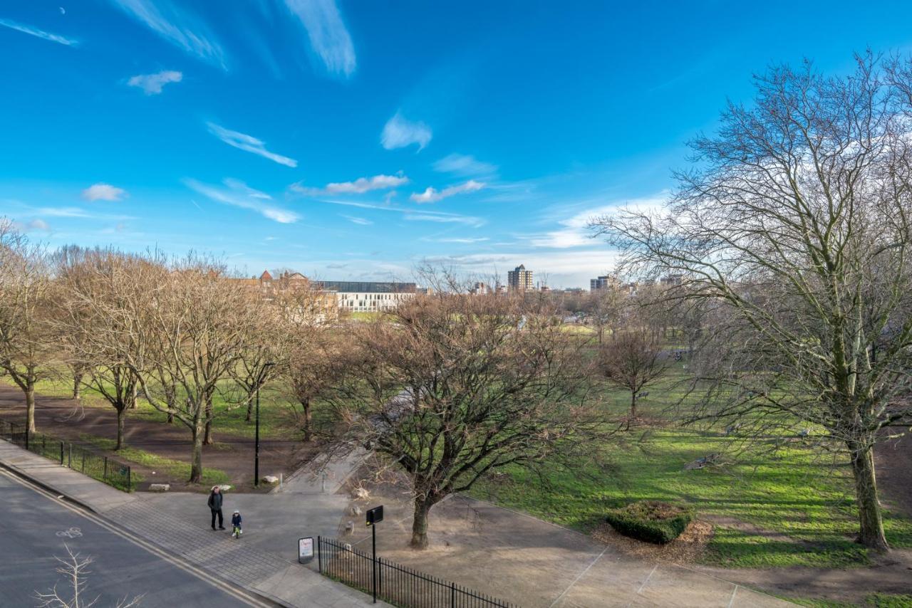 לונדון 2 Bedroom Apartment With Park Views Shoreditch מראה חיצוני תמונה